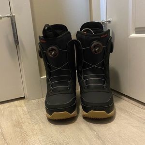 burton limelight snowboard boots